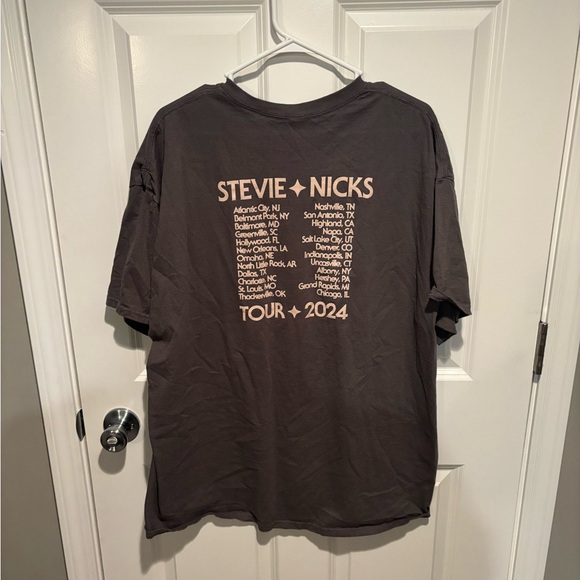 Stevie Nicks Tour 2024 T-Shirt - Picture 3 of 5
